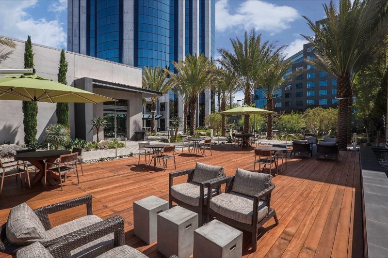 Office building outdoor terrace and lounge